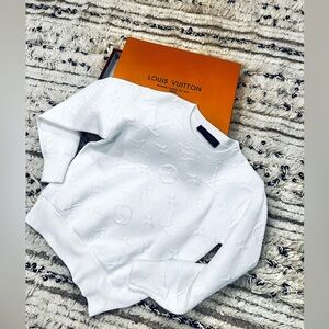 Brand New Louis Vuitton Sweat Shirt size Small